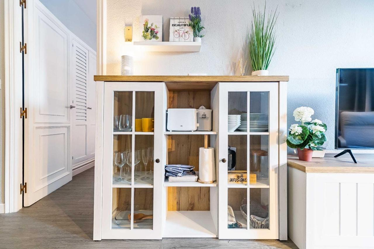 76-Lovely Beach Front Apartment In フエンヒロラ エクステリア 写真